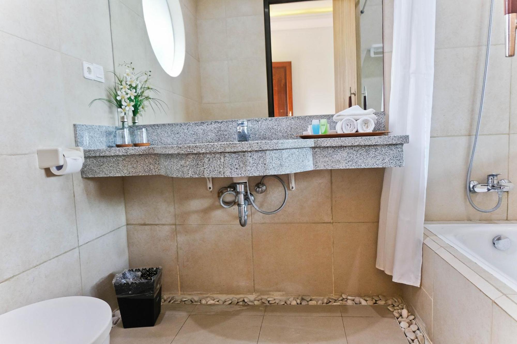 Graha Wiyata Hotel Tanah Lot Екстериор снимка